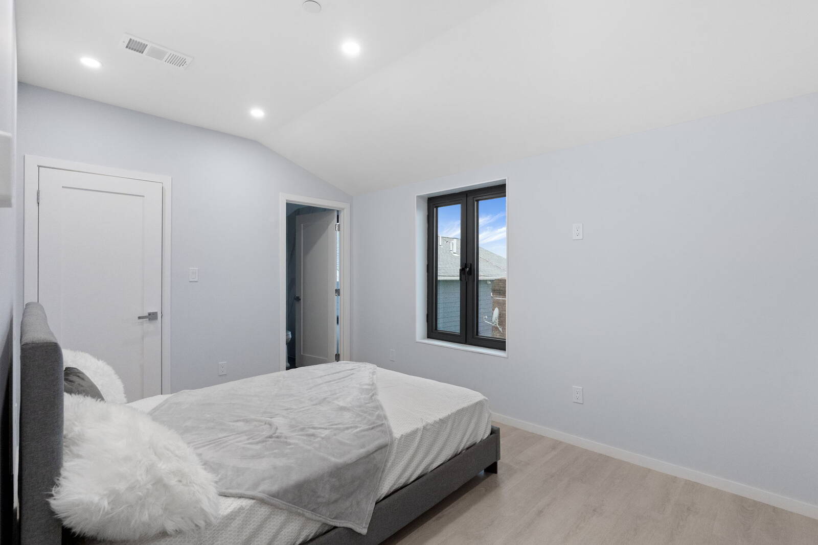 33 Keen Ct UNIT&nbsp;1, Brooklyn, NY, 11229