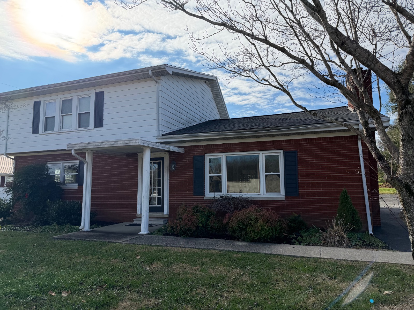 655 N Main St.