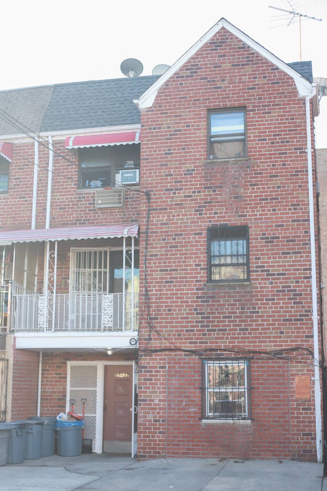 427 Pulaski St, Brooklyn, NY, 11221