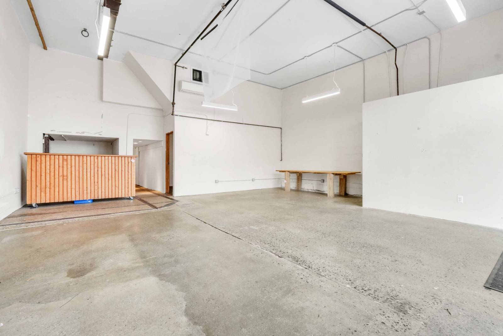 282 SCHOLES STREET, Brooklyn, NY, 11206