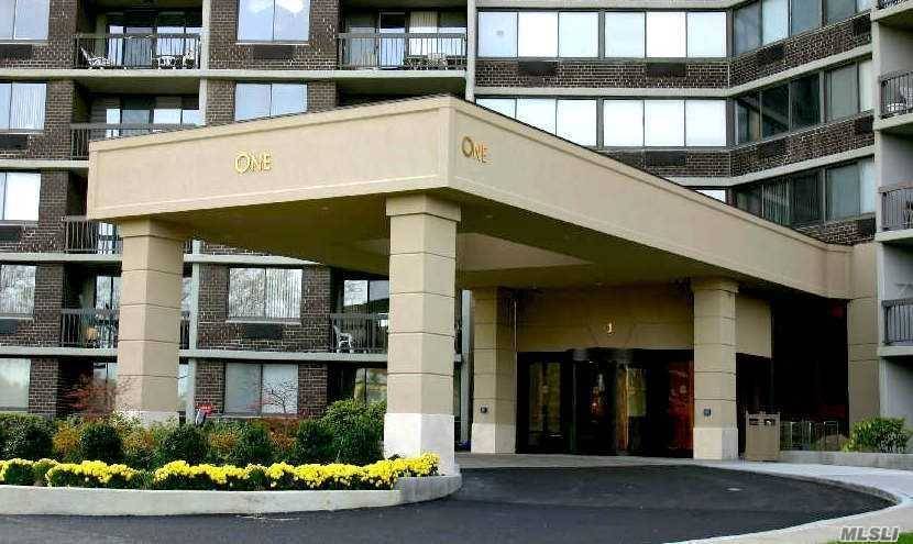 1 Bay Club Dr UNIT&nbsp;7C, Bayside, NY, 11360