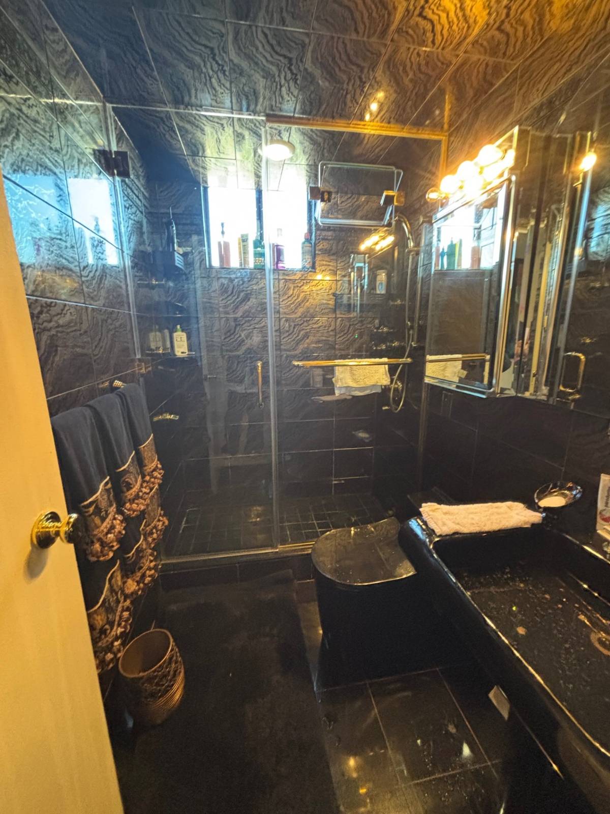 1 Bay Club Dr UNIT&nbsp;7C, Bayside, NY, 11360