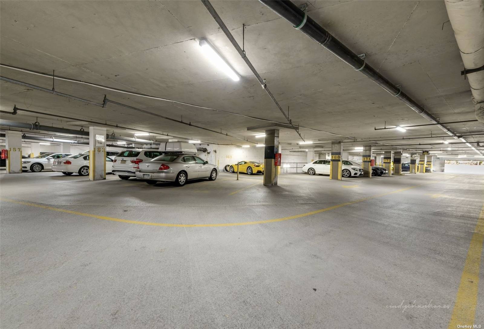 1 Bay Club Dr UNIT&nbsp;7C, Bayside, NY, 11360