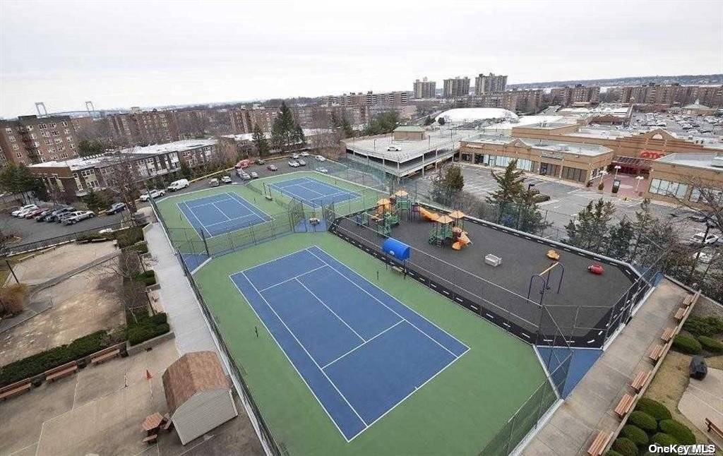 1 Bay Club Dr UNIT&nbsp;7C, Bayside, NY, 11360