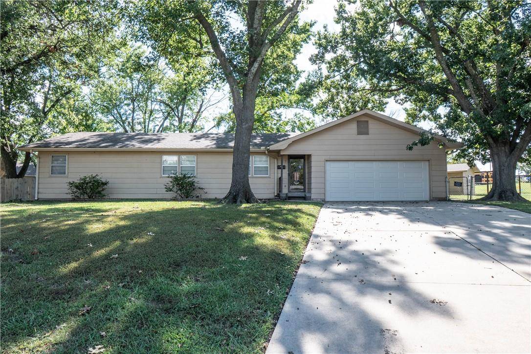 1006 Illinois St, Neodesha, KS, 66757