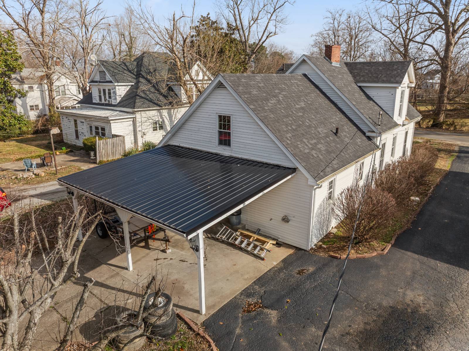 111 Paradise St