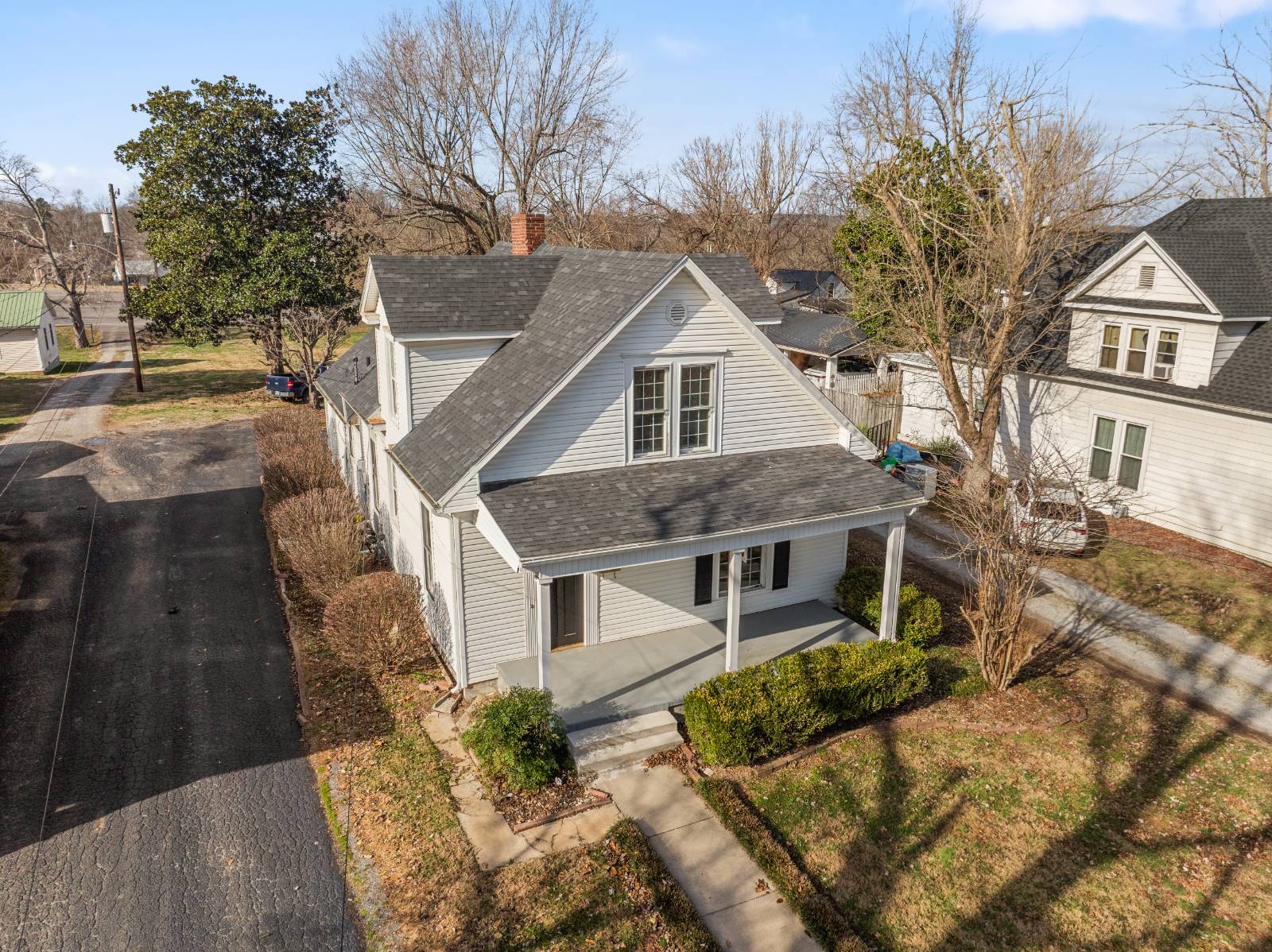 111 Paradise St