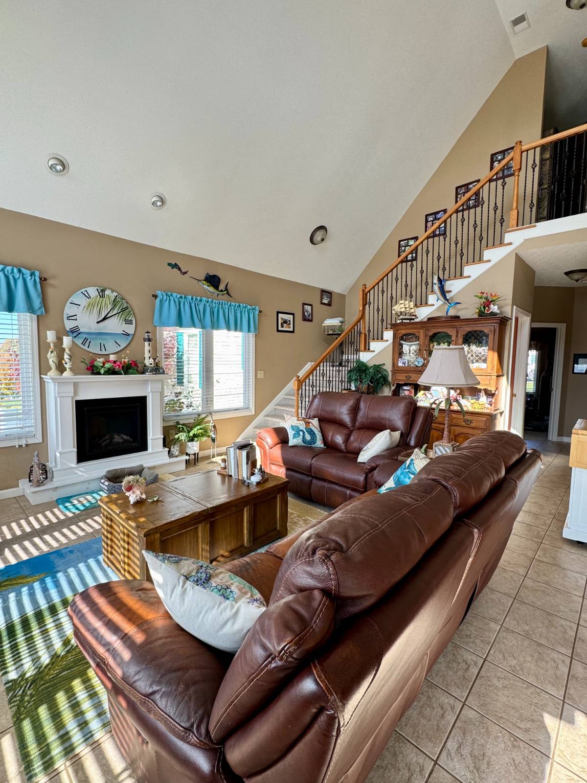 1469 Colgan Rd