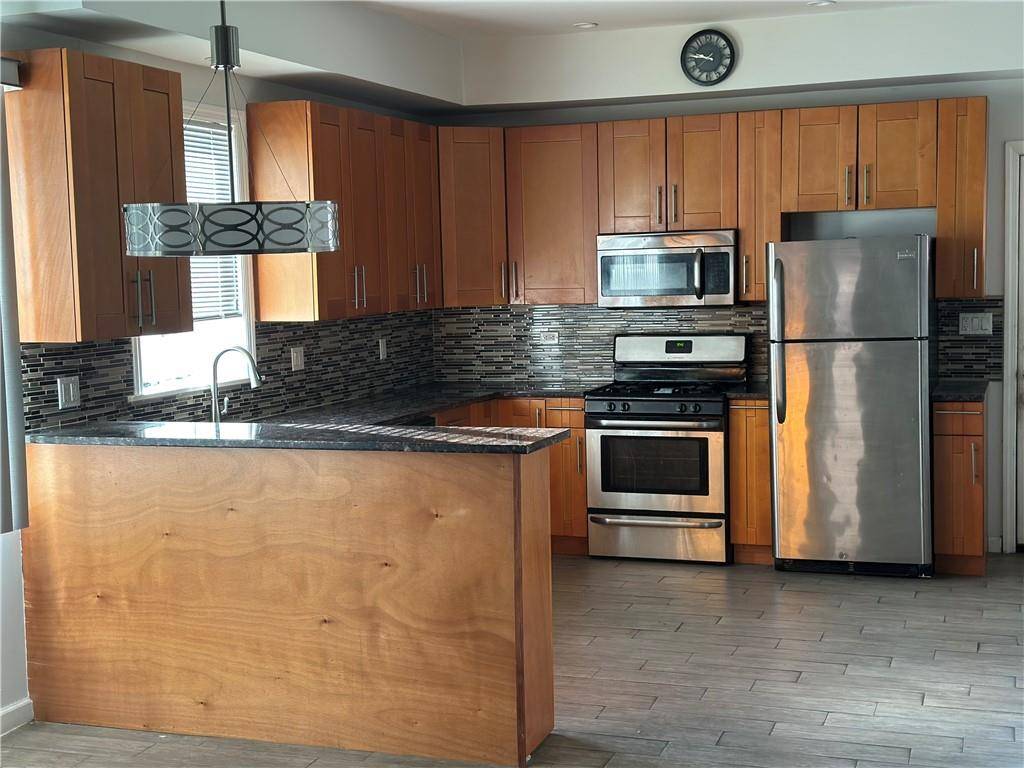 Photo of 306 Cromwell, Staten Island, NY 10305