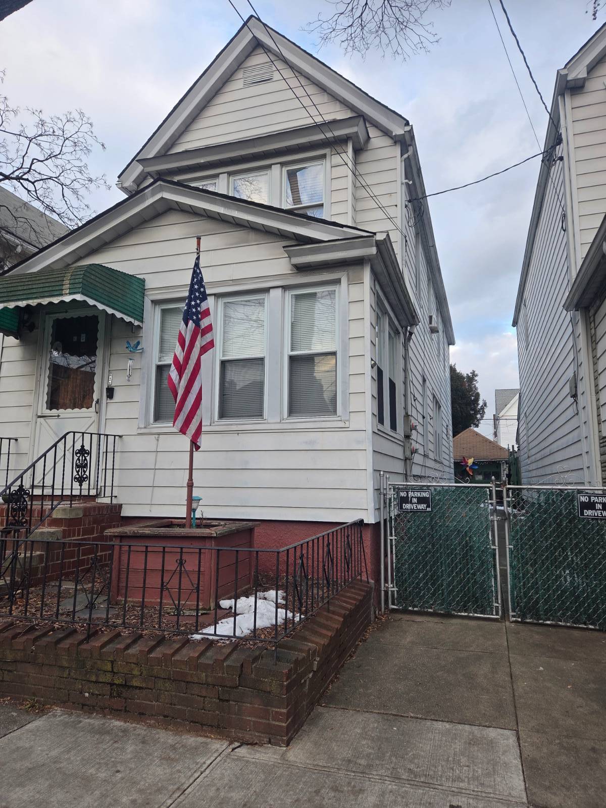 1498 East 95 Street, Brooklyn, NY, 11236