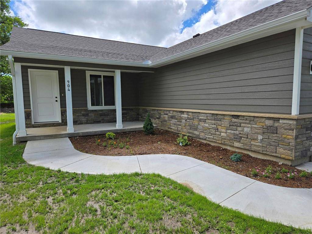 1006 Illinois St, Neodesha, KS, 66757