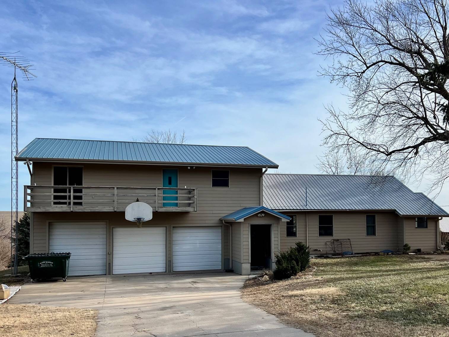 A-10; 100 Prairie View Cov