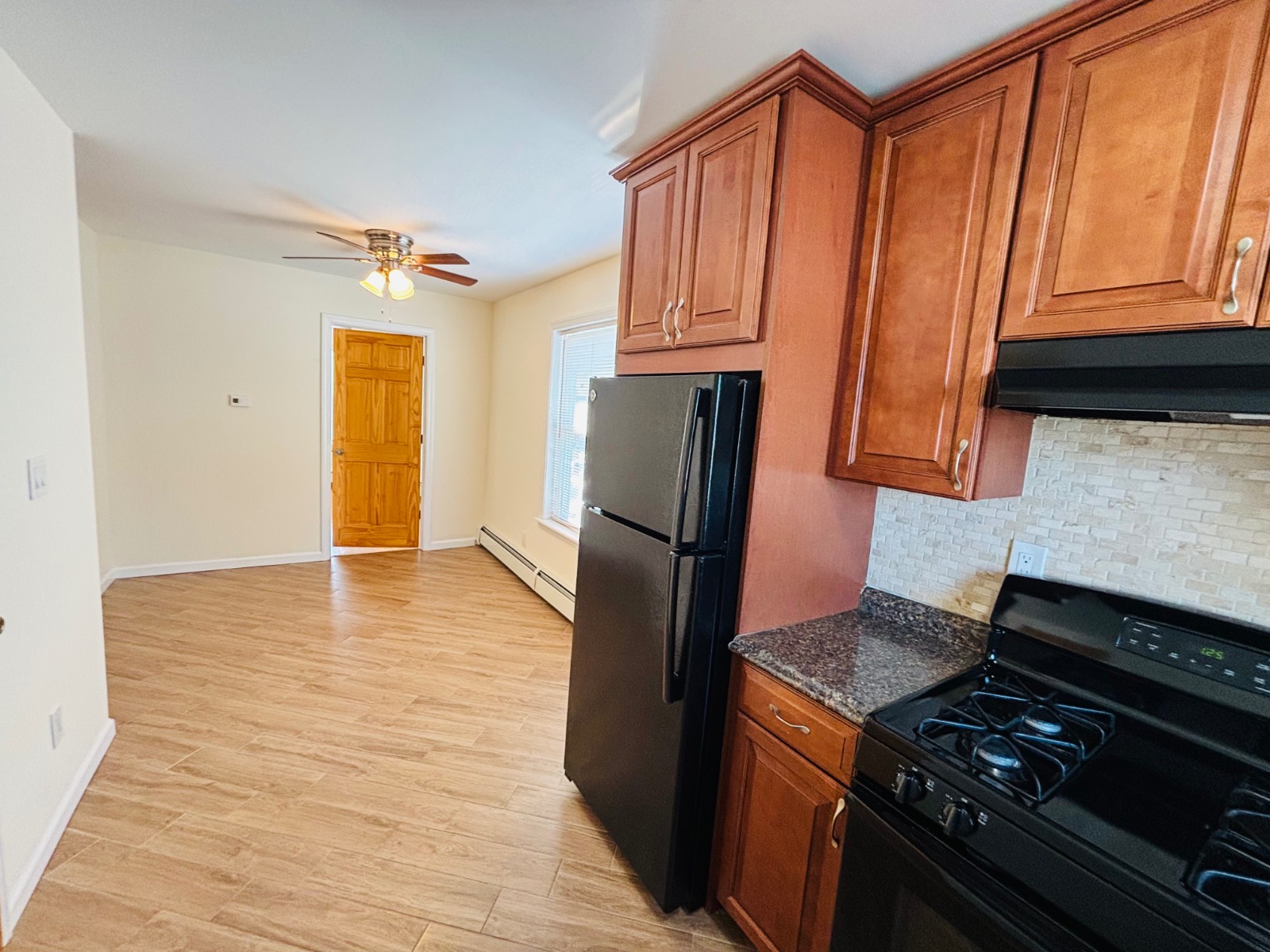 27 1ST UNIT&nbsp;1, Glen Cove, NY, 11542