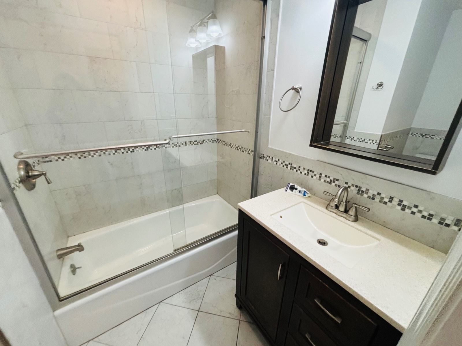 27 1ST UNIT&nbsp;1, Glen Cove, NY, 11542