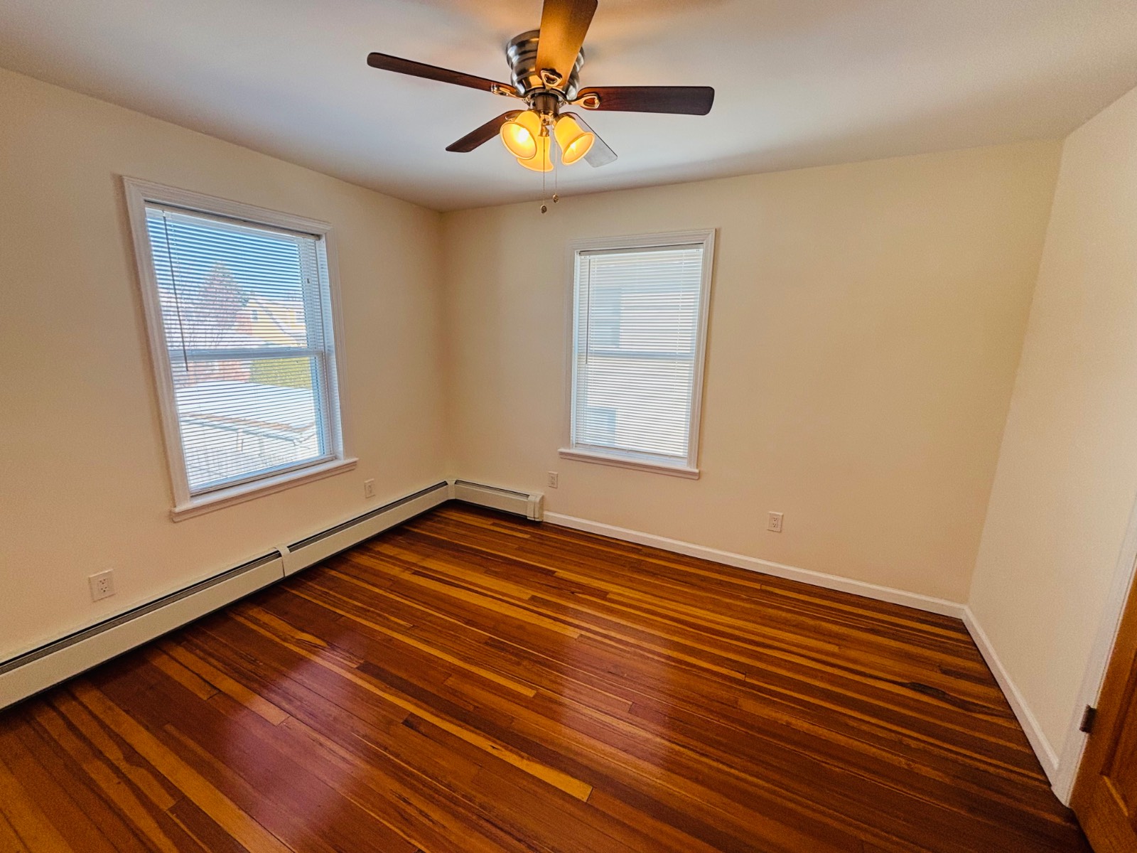 27 1ST UNIT&nbsp;1, Glen Cove, NY, 11542