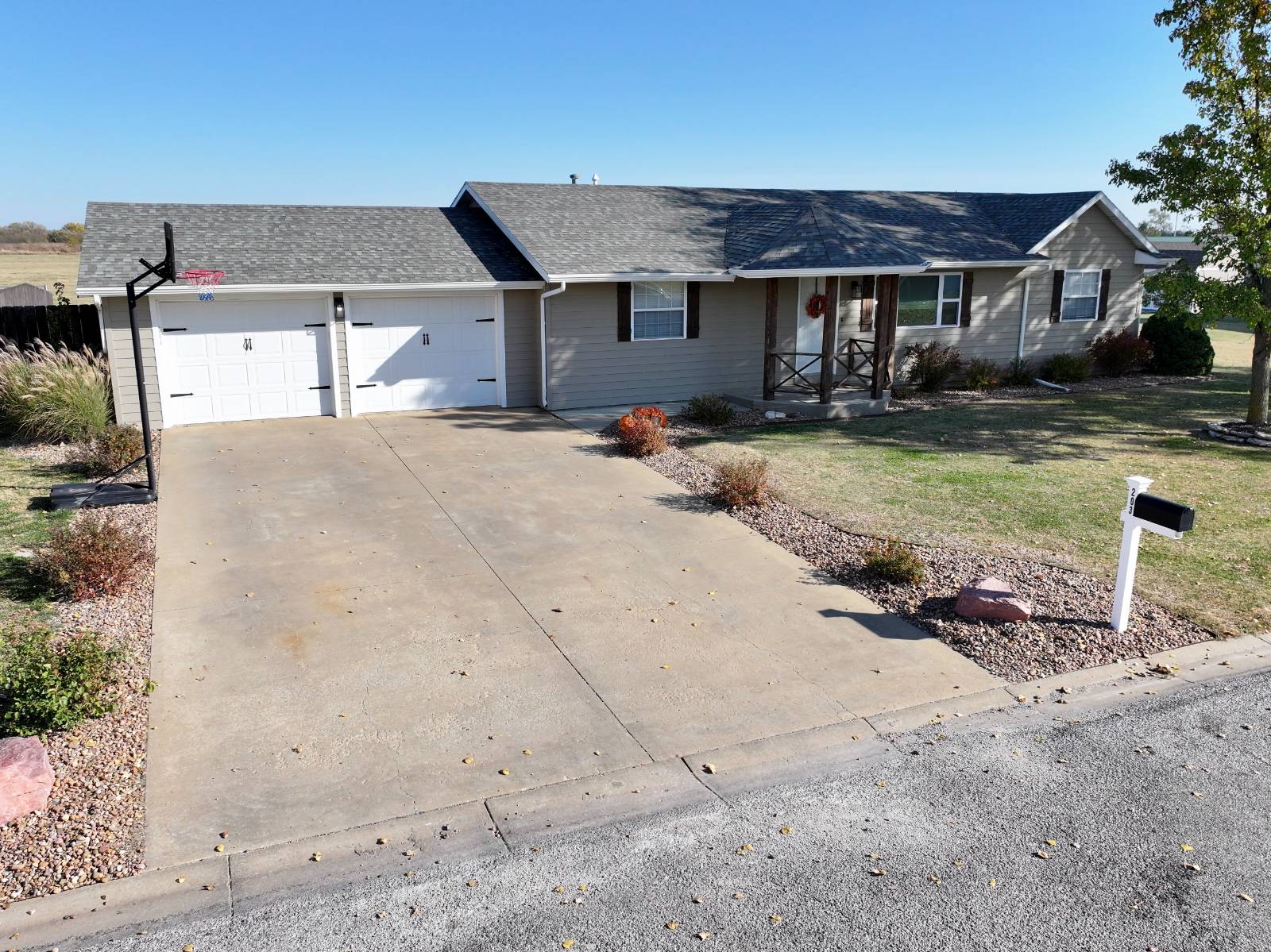 108 E 1st St, Ellsworth, KS, 67439