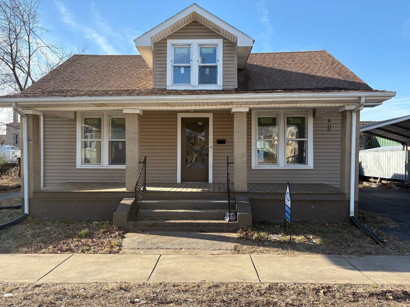 107 W. Locust St.