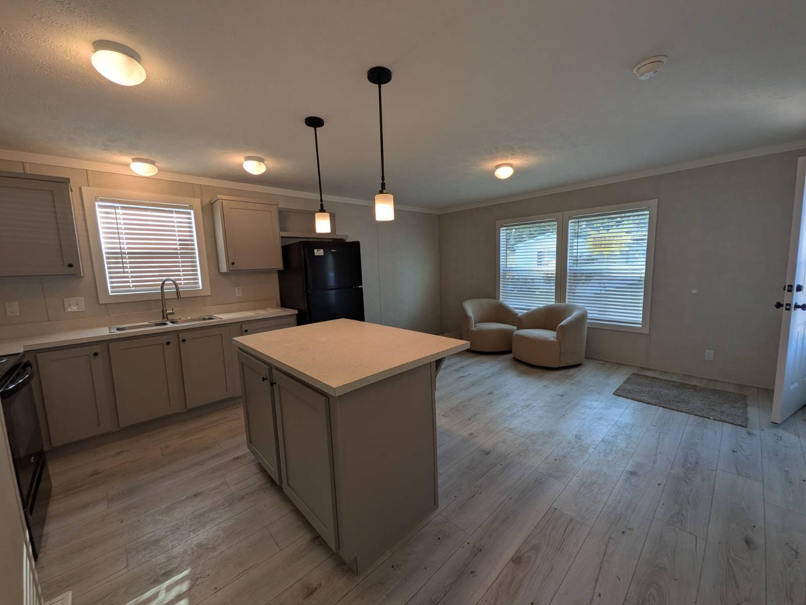quality mobile home living, resident-focused living, well-maintained housing communities, mobile homes, homeownership opportu