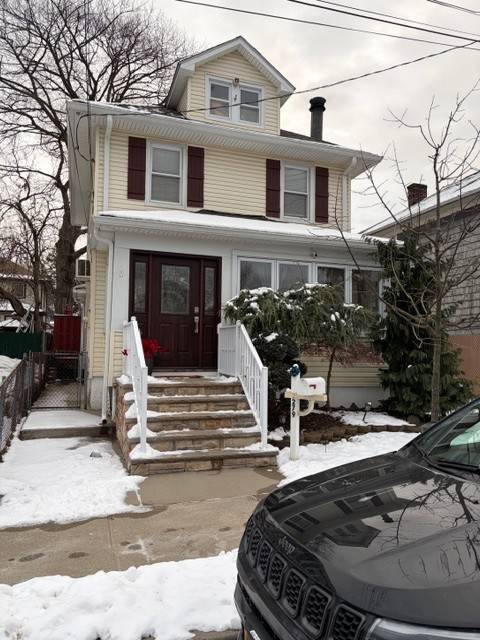 Photo of 279 Dickie Ave, Staten Island, NY 10314