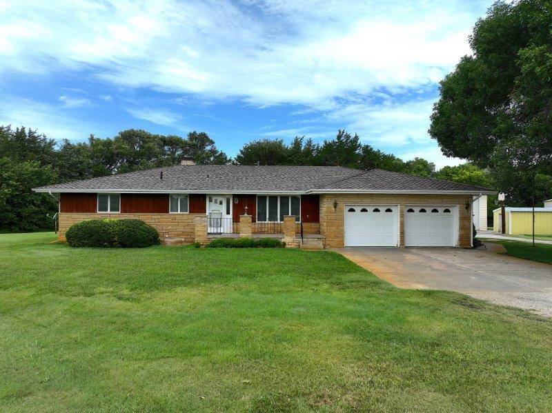 A-10; 100 Prairie View Cov