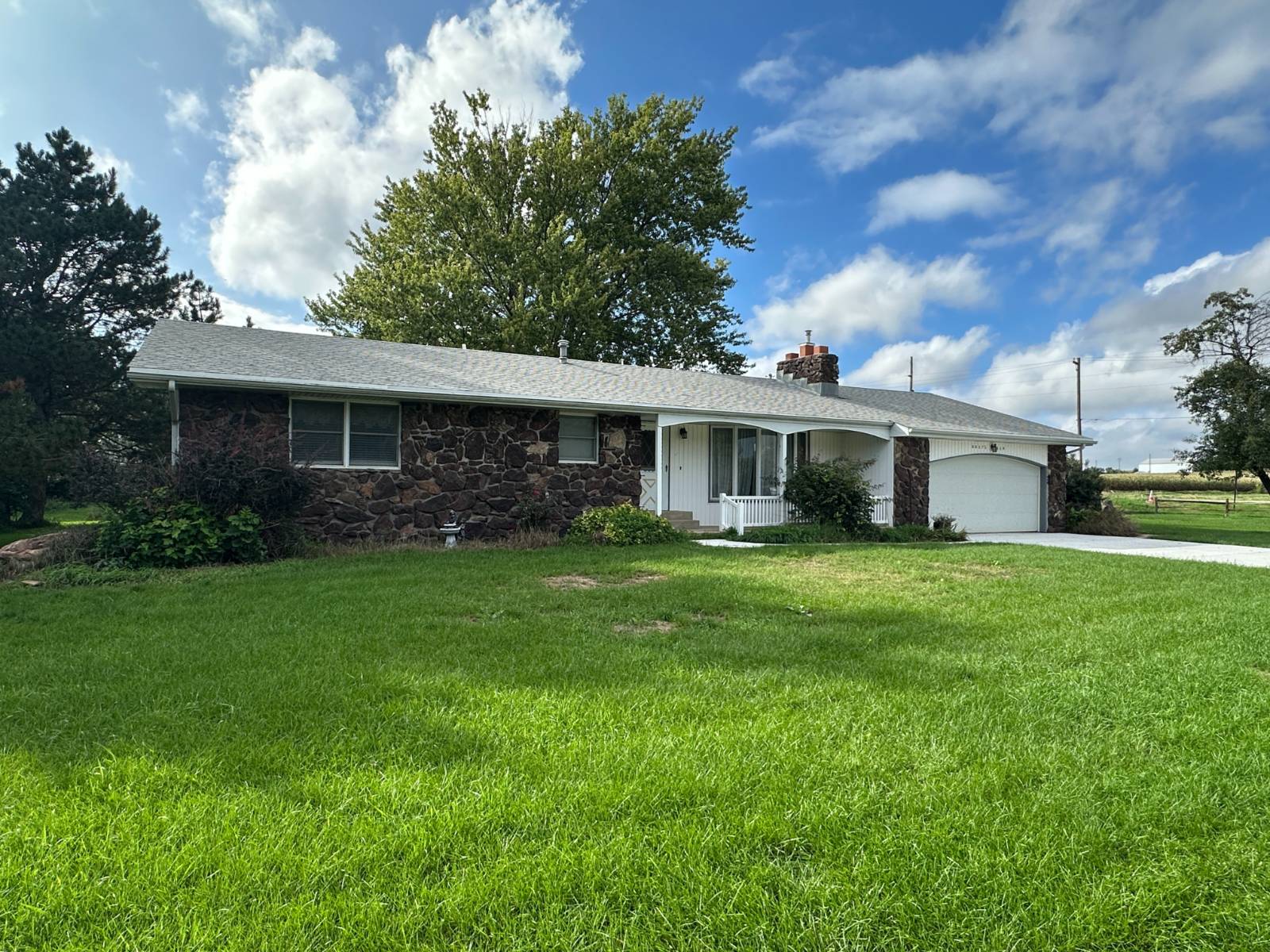 Photo 1 of 52 of home listing at 86575 558th Ave, Randolph, NE 68771