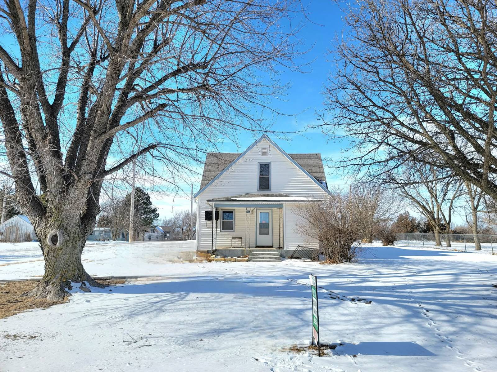 A-10; 100 Prairie View Cov