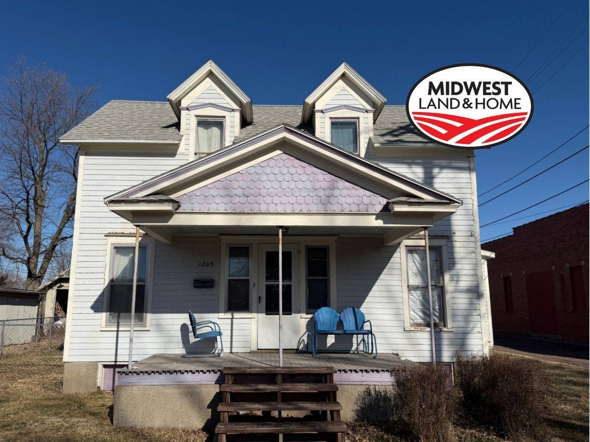 A-10; 100 Prairie View Cov