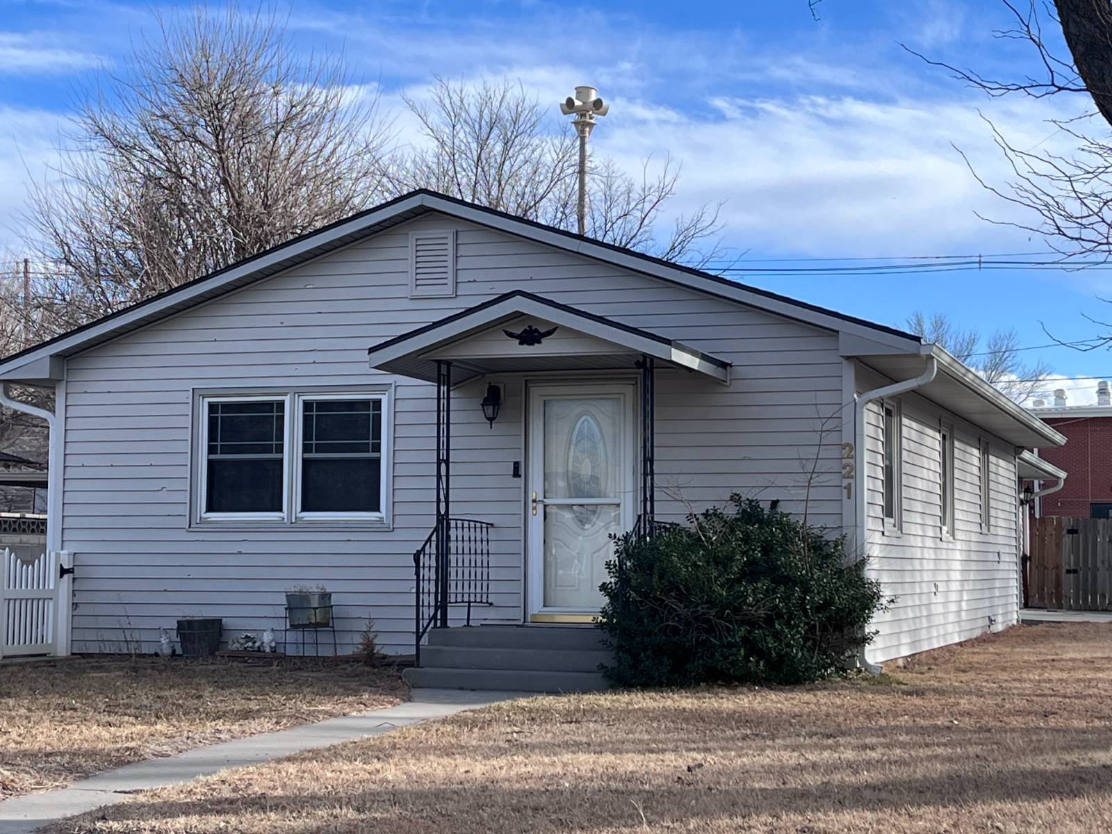 A-10; 100 Prairie View Cov