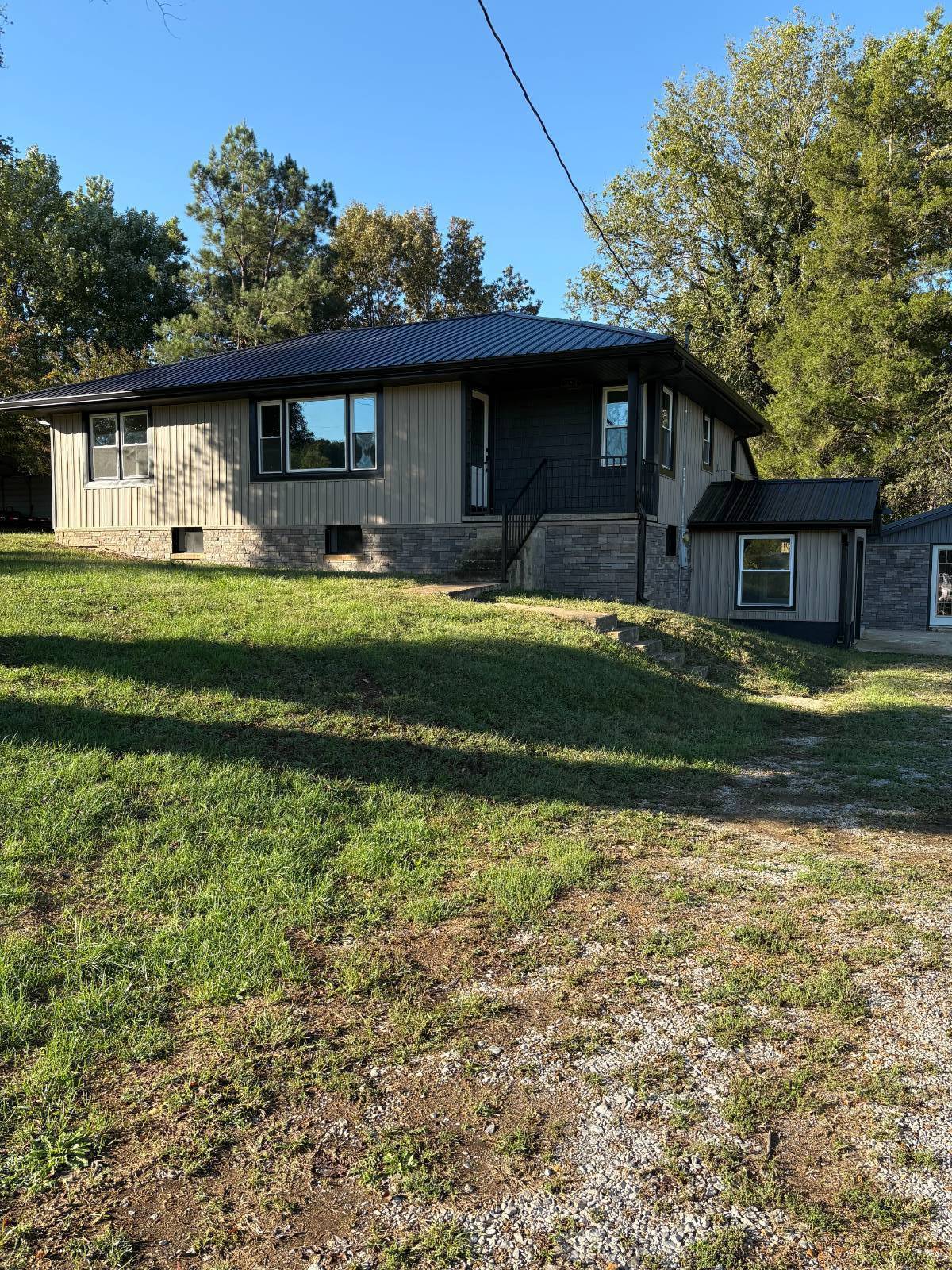 955 Marion Rd