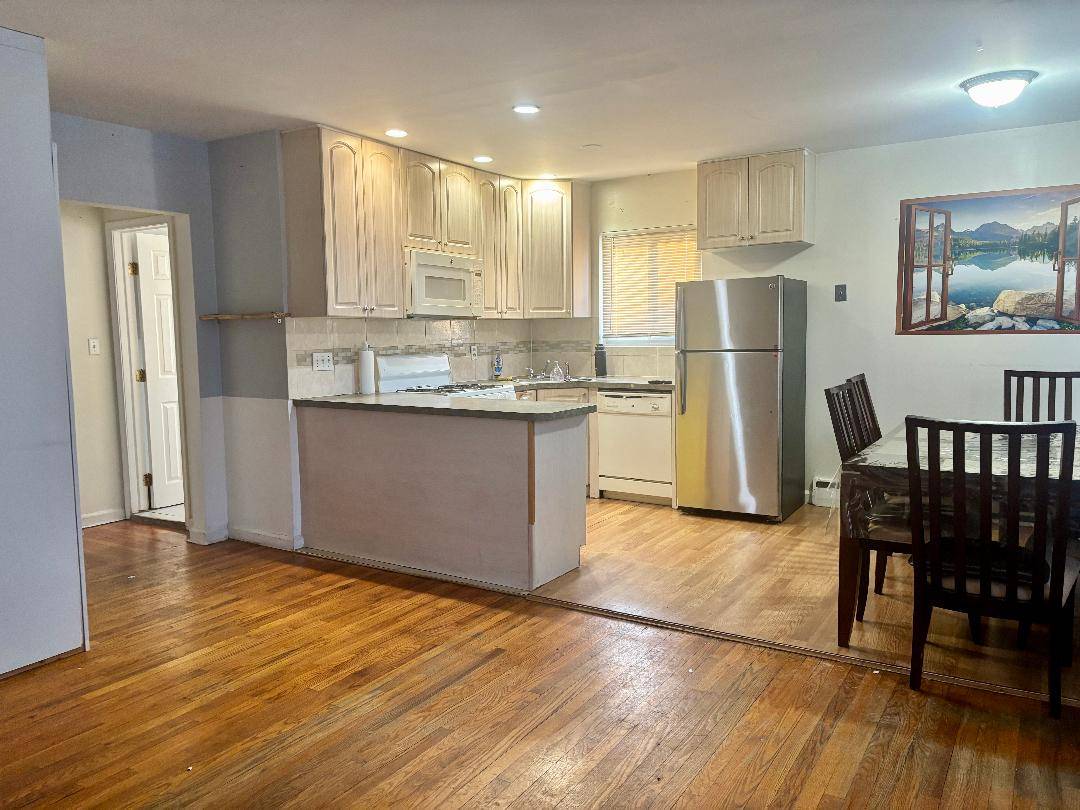 Photo of 16 Huron Place #1, Staten Island, NY 10301