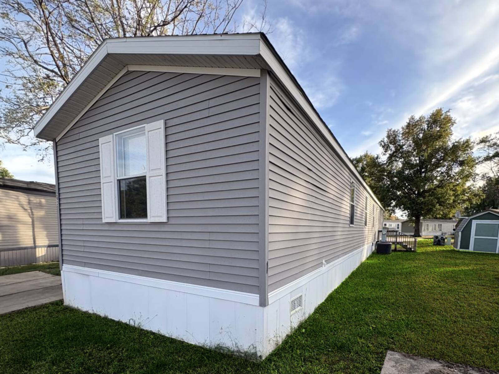 A-10; 100 Prairie View Cov