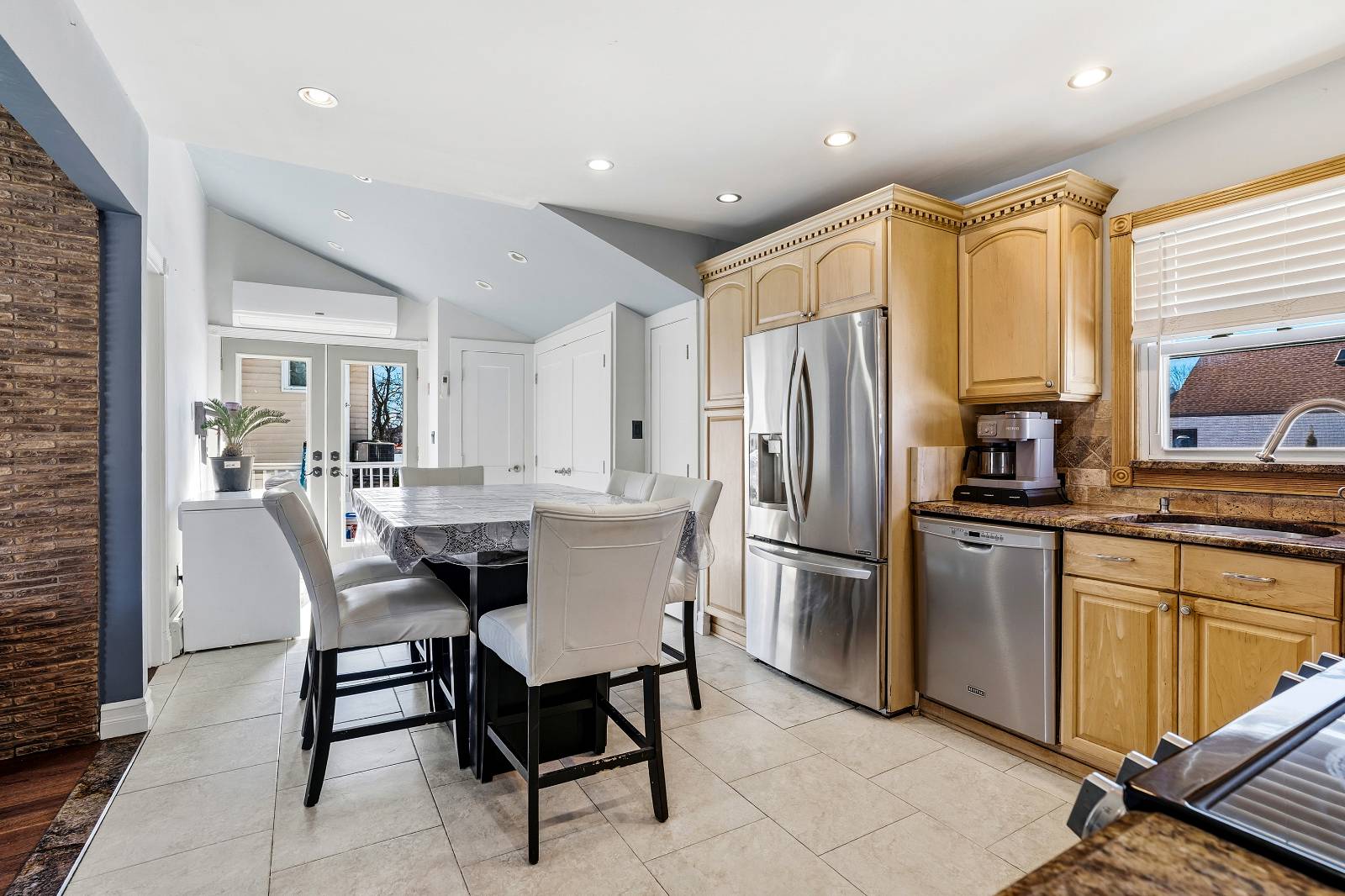 160 st Mark Ave, Freeport, NY, 11520