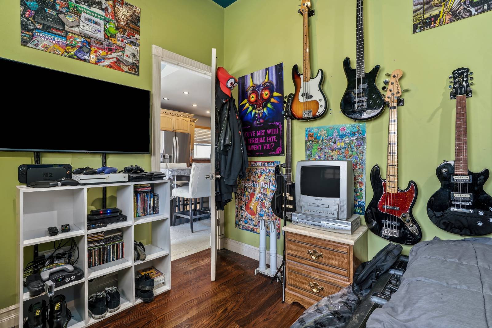 160 st Mark Ave, Freeport, NY, 11520