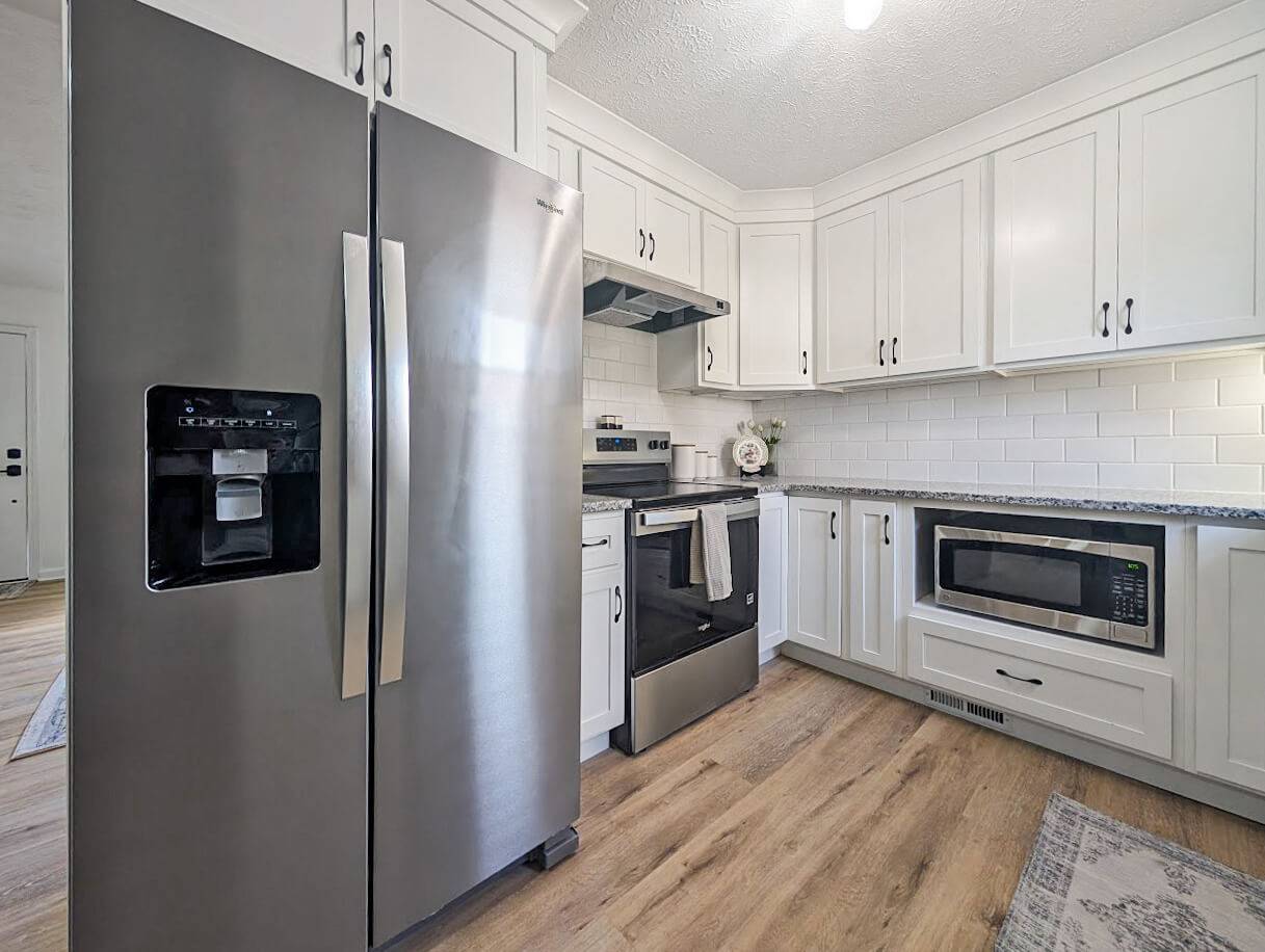 421 Elkton Pl