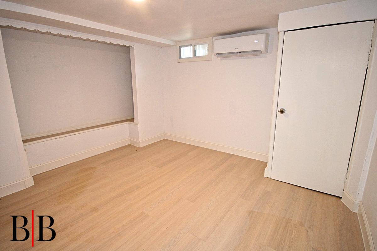 1498 East 95 Street, Brooklyn, NY, 11236