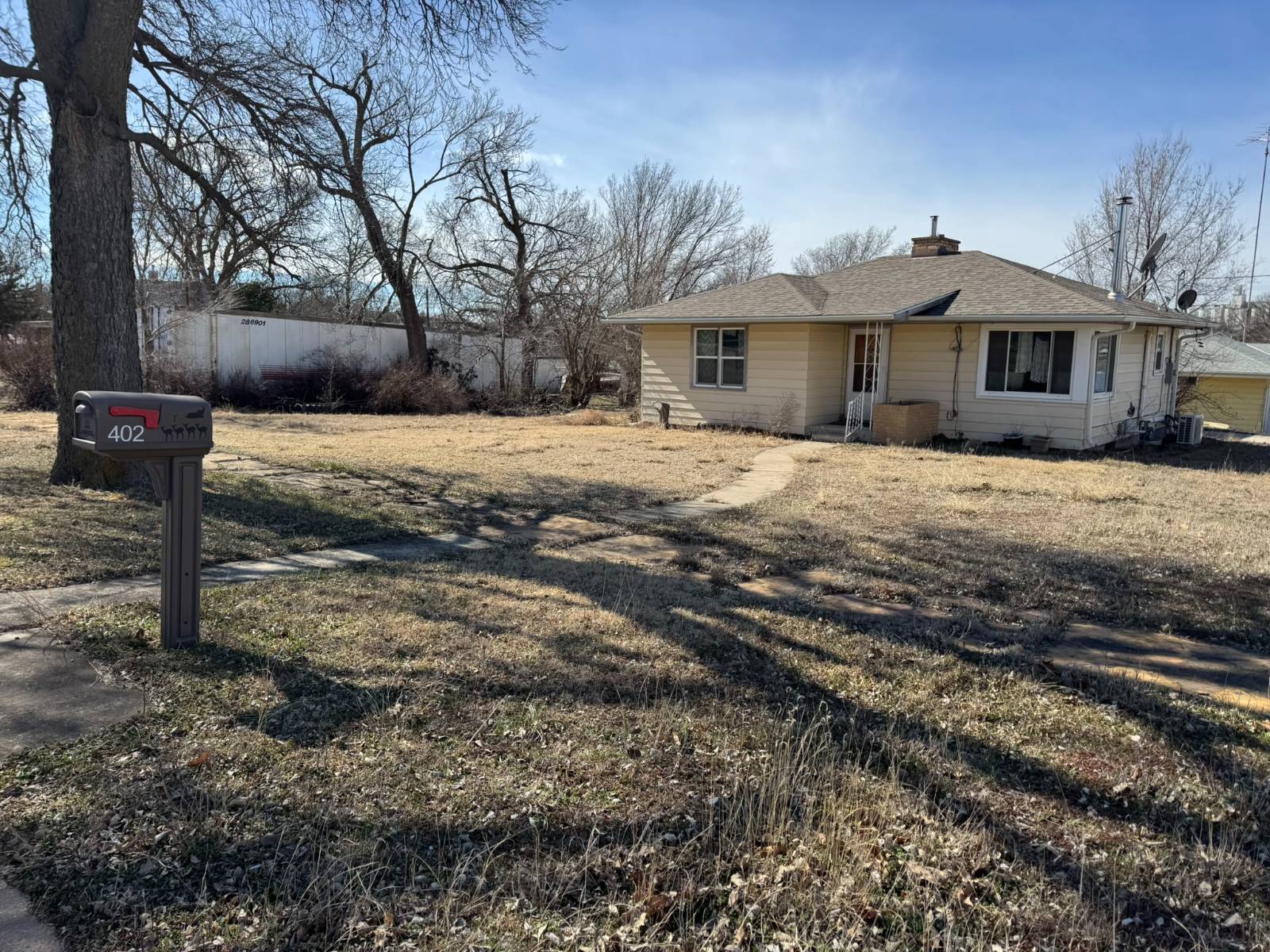 A-10; 100 Prairie View Cov