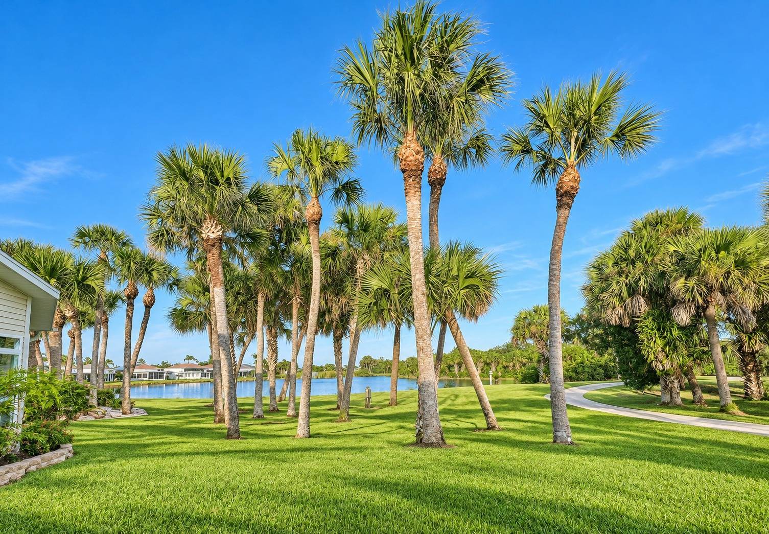 328 Club Cove Dr, Titusville, FL 32780