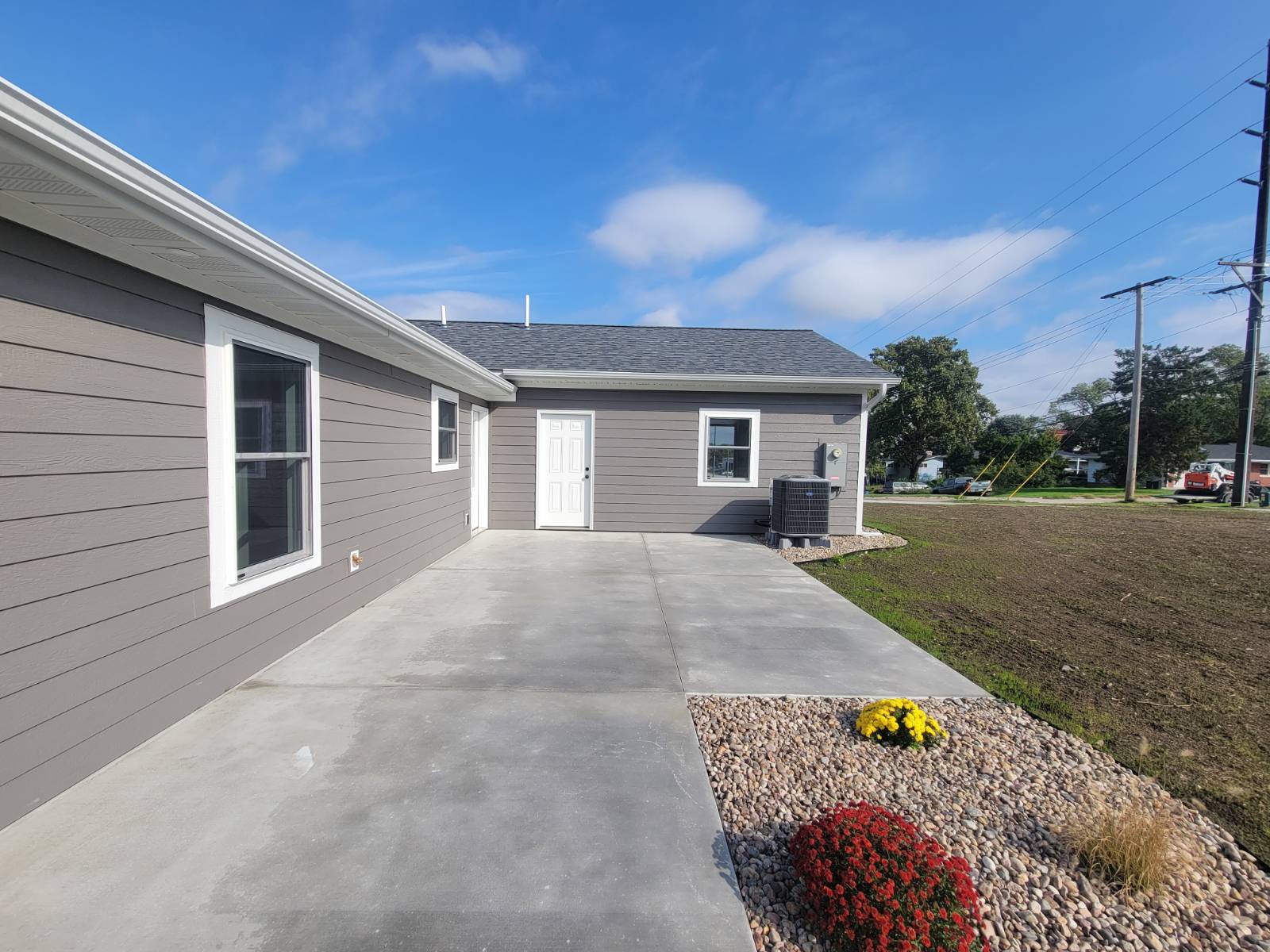 Photo 2 of 37 of home listing at 1801 P Street, Auburn, NE 68305