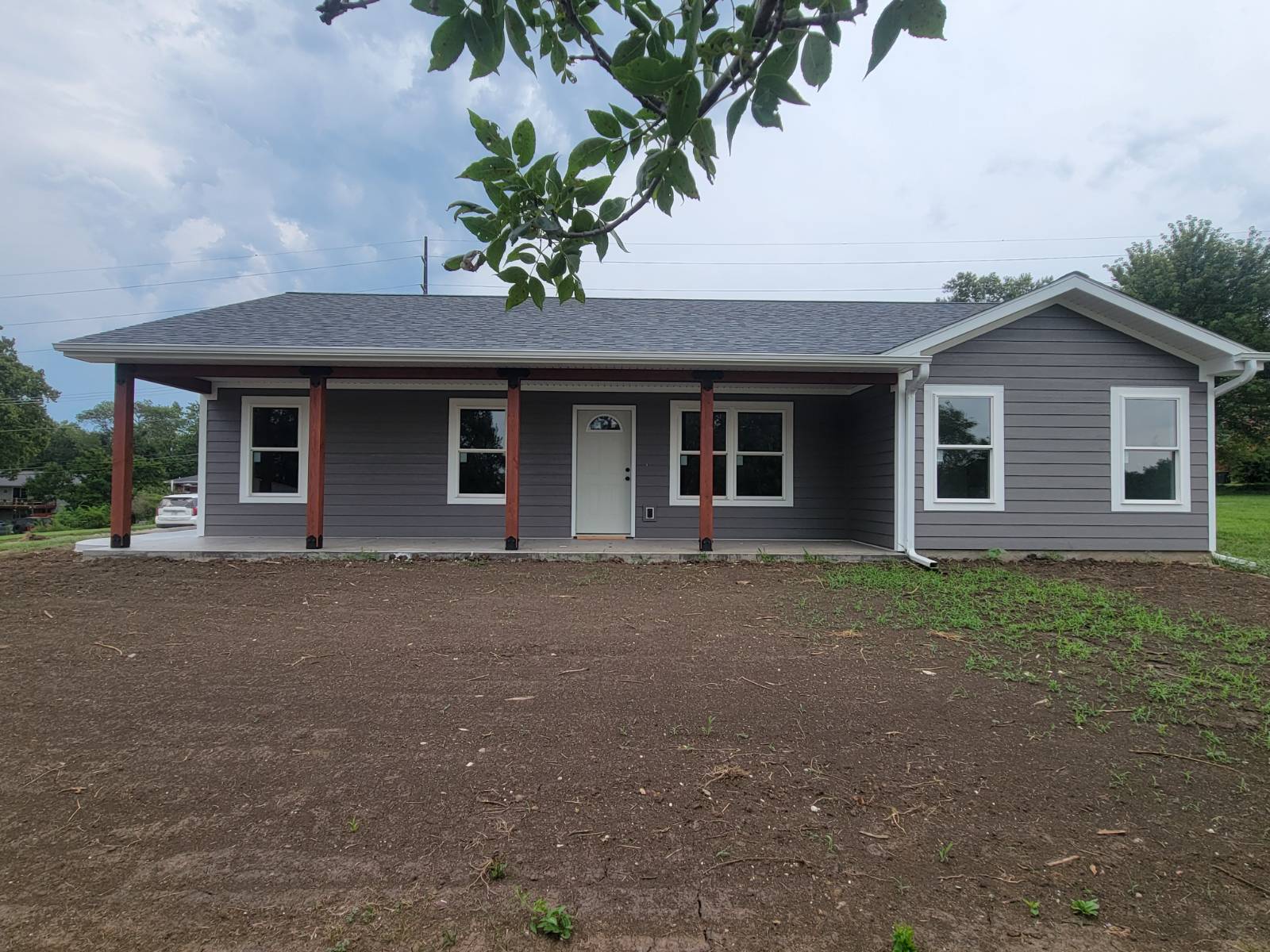 Photo 4 of 37 of home listing at 1801 P Street, Auburn, NE 68305
