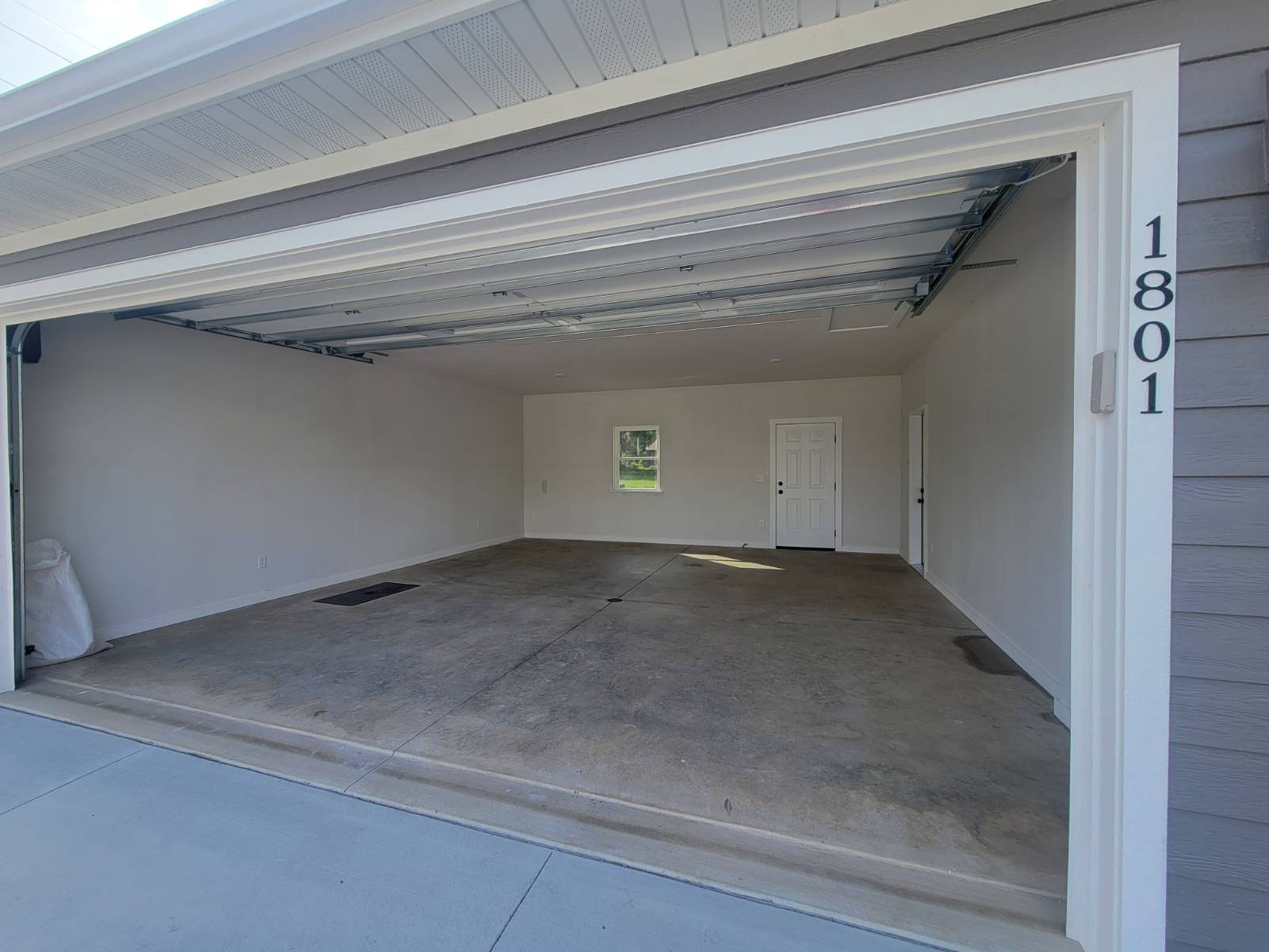 Photo 7 of 37 of home listing at 1801 P Street, Auburn, NE 68305