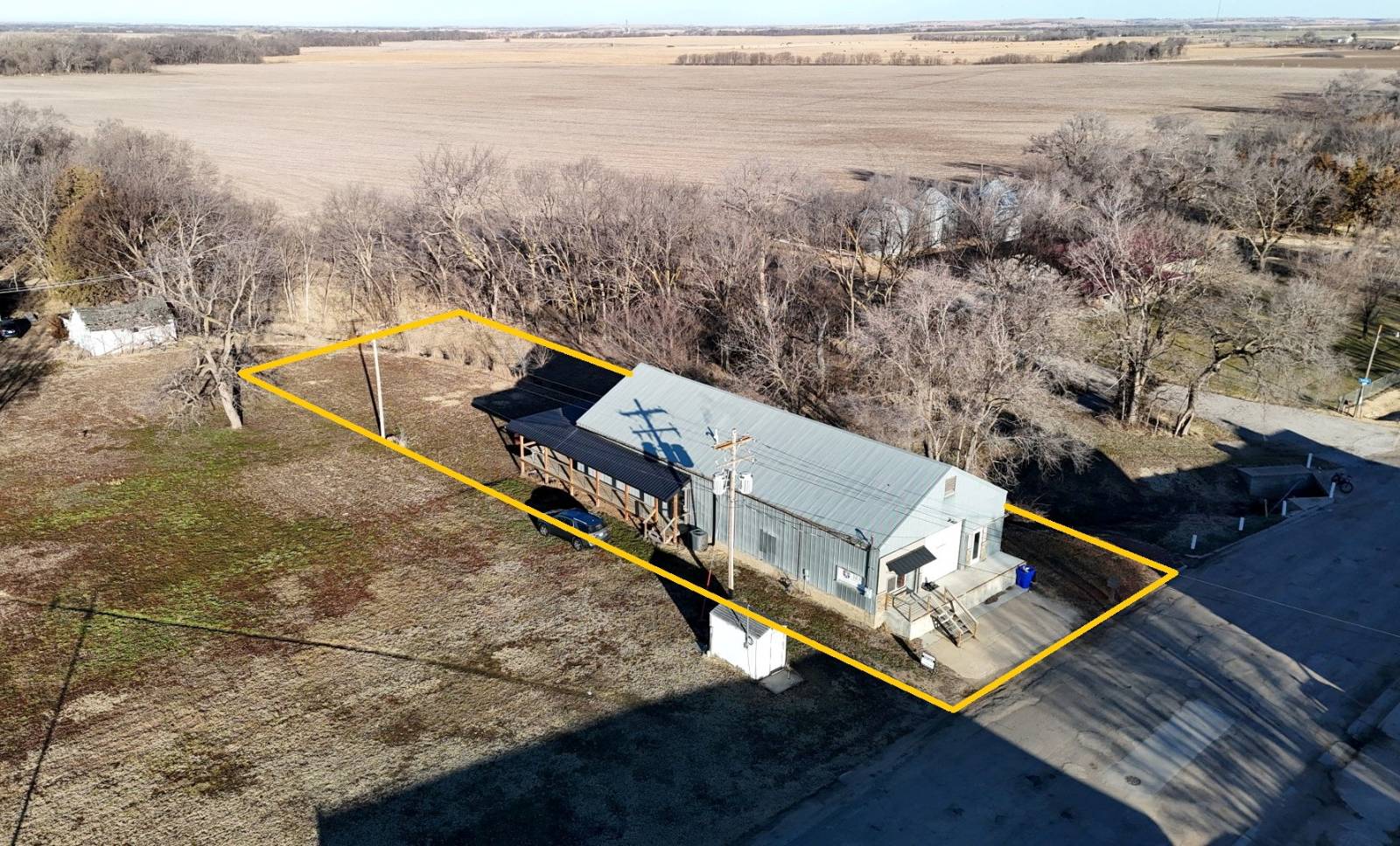 A-10; 100 Prairie View Cov