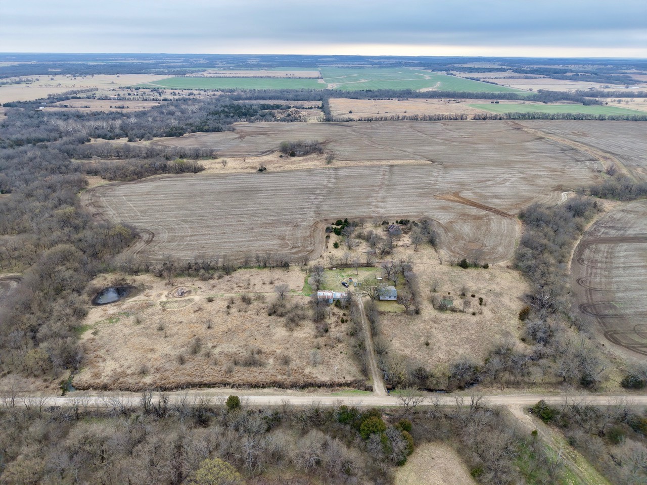 2950 Cr 2600, Independence, KS, 67301