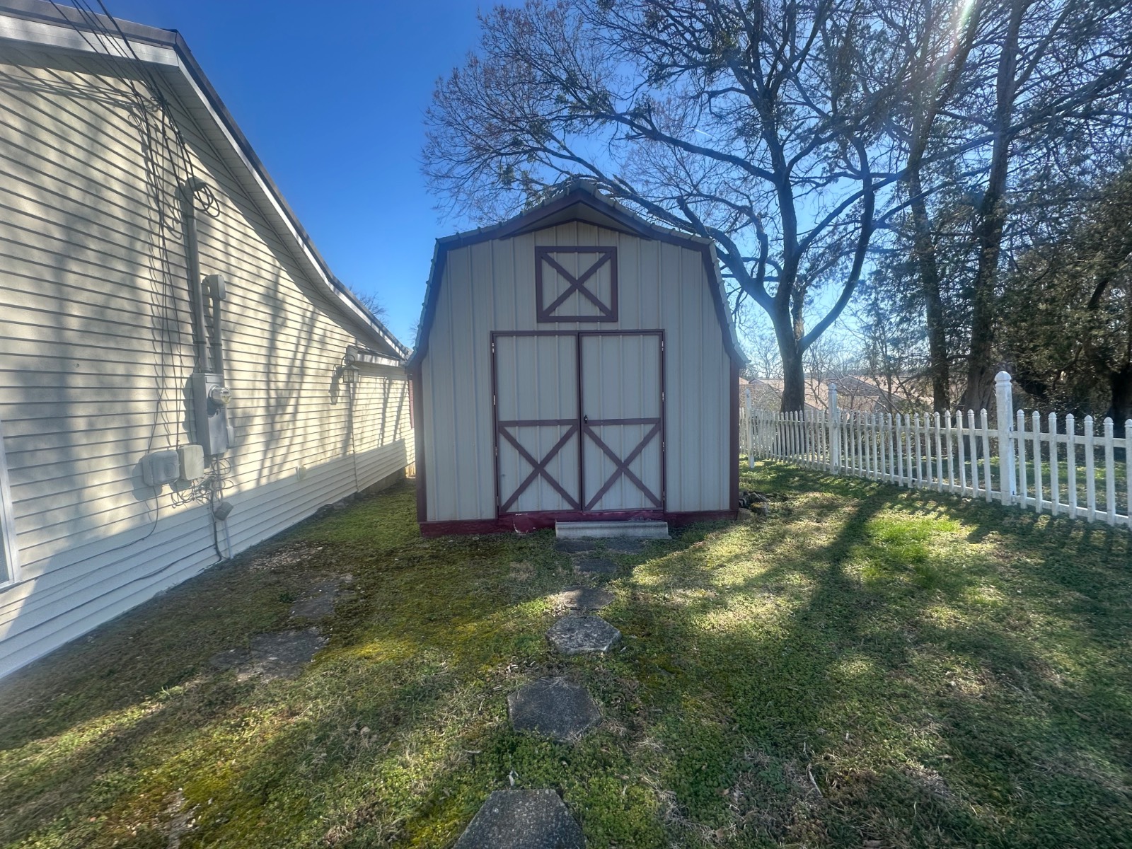 204 Buckner Hill Rd