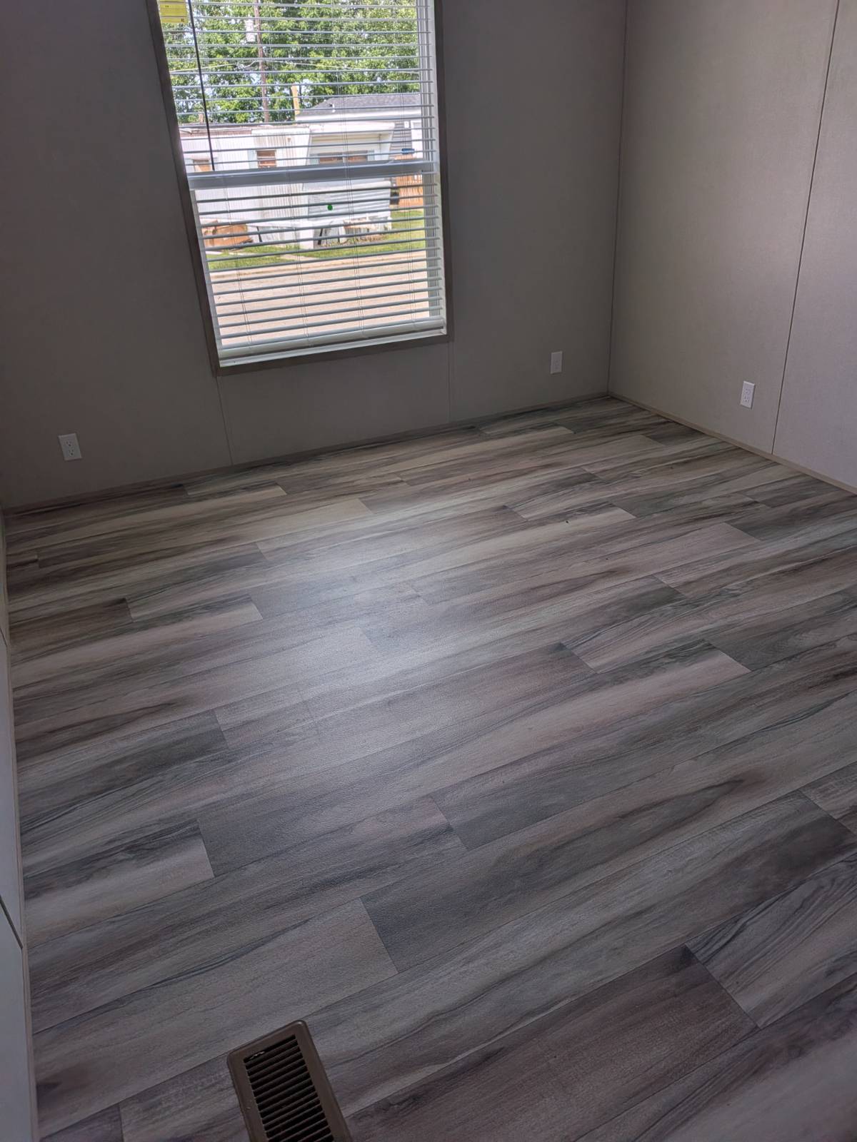 housing that fits your lifestyle, Hometown Communities, manufactured home communities, family-friendly community neighborhood