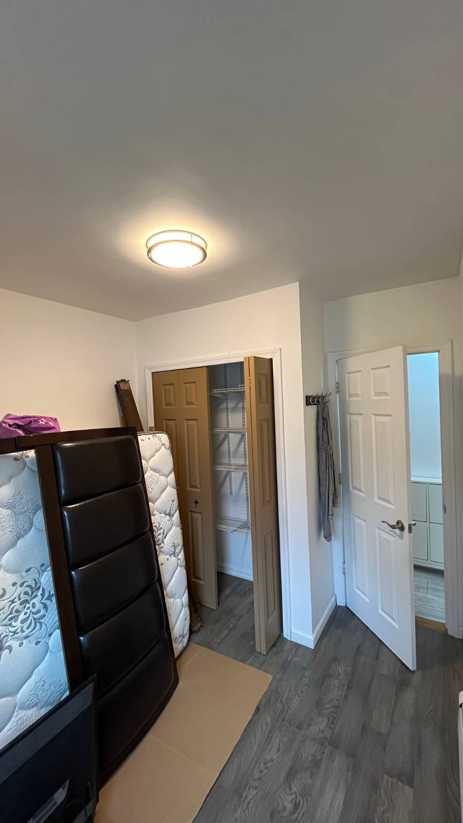 238 Lily Pond Ave, Staten Island, NY, 10305