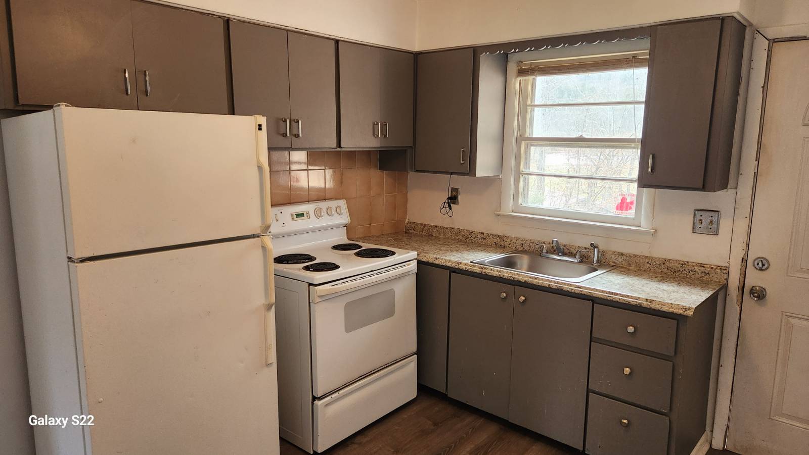 752 E 88 Street, Brooklyn, NY, 11236