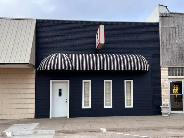 A-10; 100 Prairie View Cov