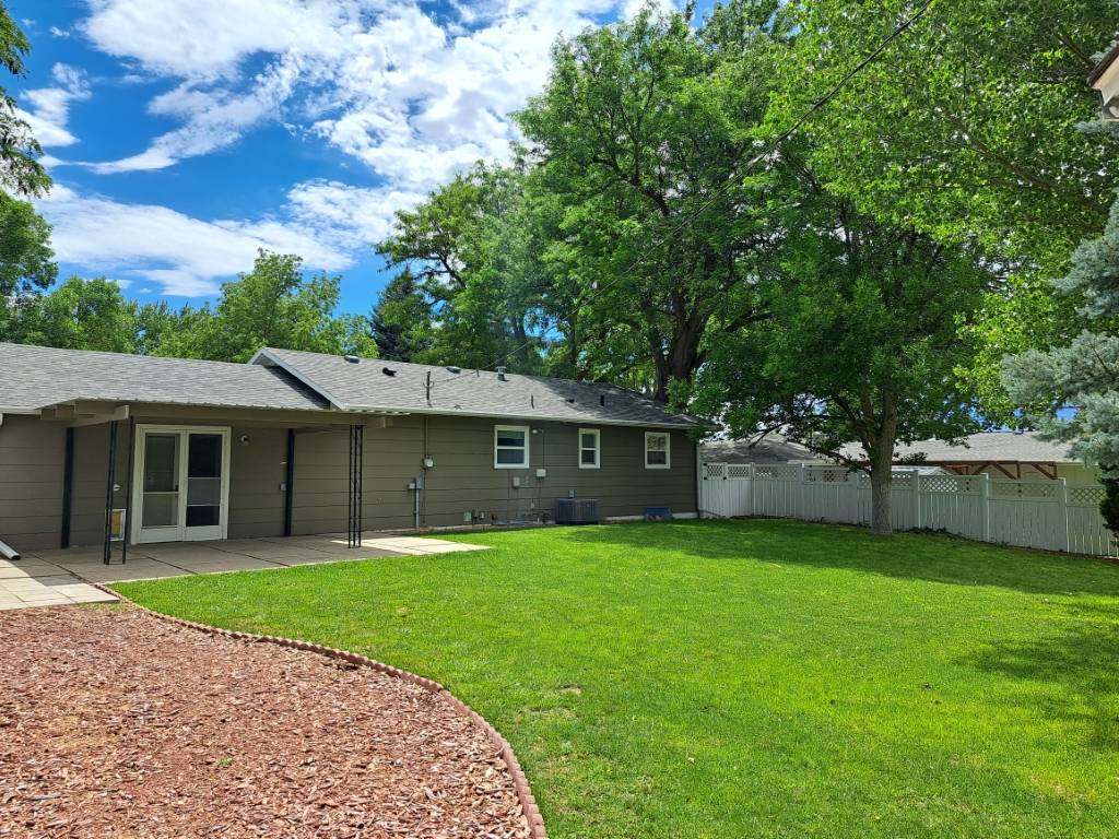 Photo 26 of 28 of home listing at 740 Parry Drive, Chadron, NE 69337