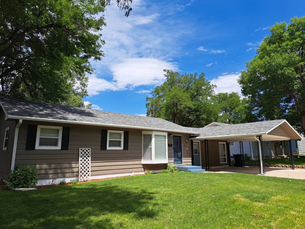 Photo 1 of 28 of home listing at 740 Parry Drive, Chadron, NE 69337