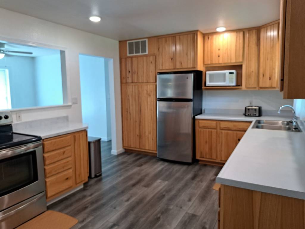 Photo 7 of 28 of home listing at 740 Parry Drive, Chadron, NE 69337